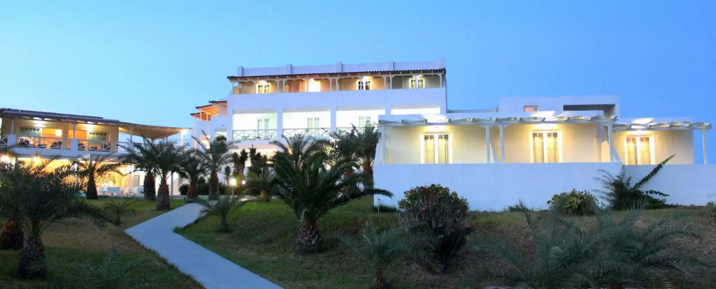 Golden Milos Beach Ηouse by Domotel