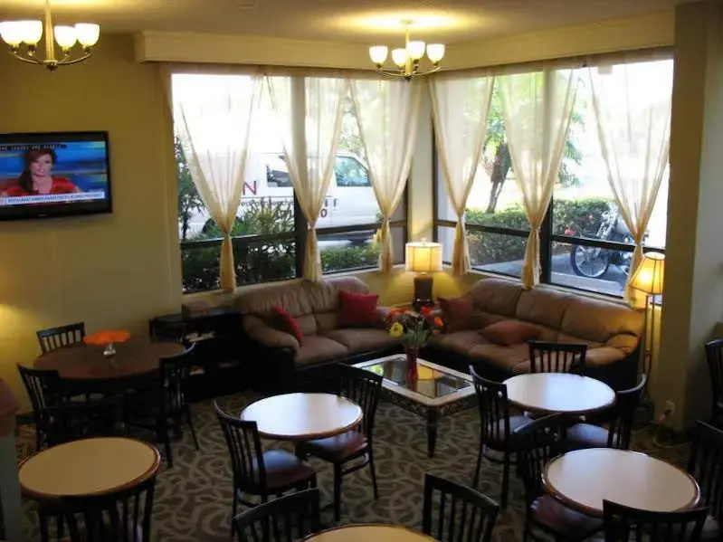 Rodeway Inn West Palm Beach Airport (ex. Stay Inn West Palm Beach)