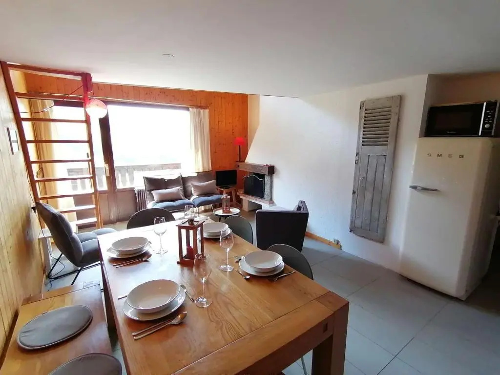 Appartement Le Grand-Bornand, 4 pièces, 6 personnes - FR-1-241-63