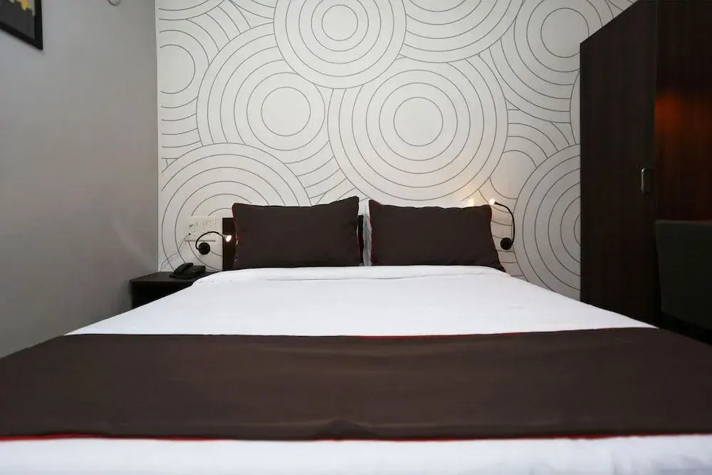 Super Townhouse Chandrasekharpur