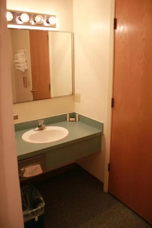 Ocean Shores Hotel
