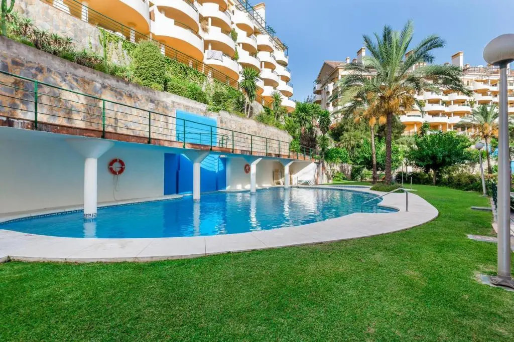 SAM2- 2 bedroom apartment close to Puerto Banus