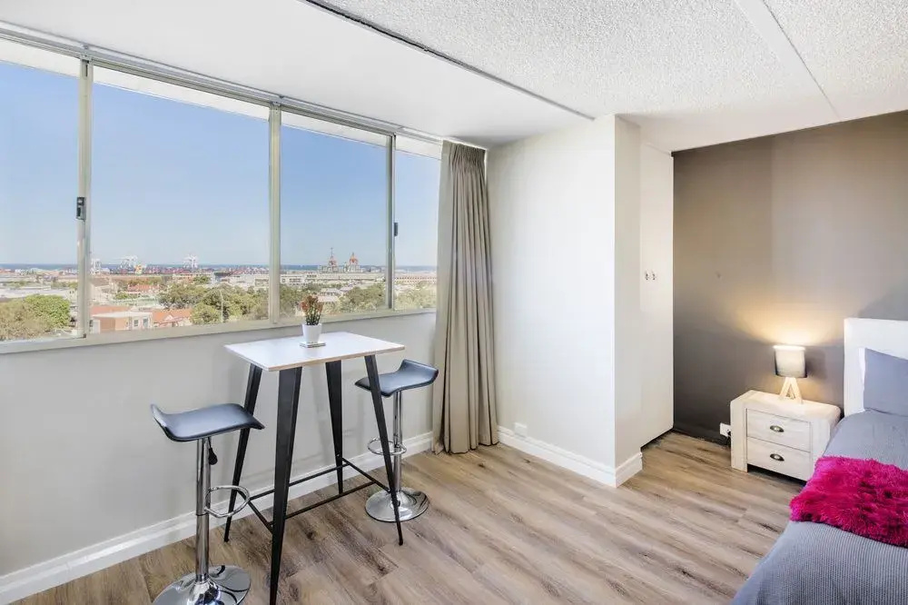 Celina's Ocean View Studio - Adults Only