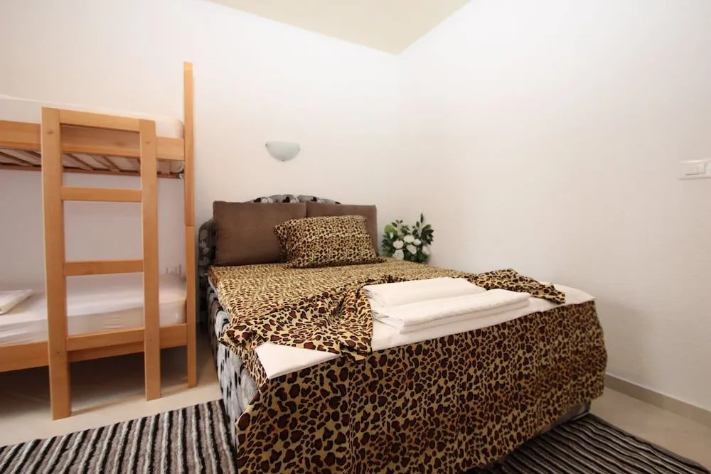 Guesthouse Emina