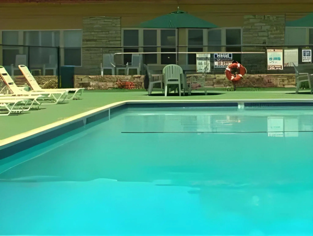 Beach Street Inn and Suites