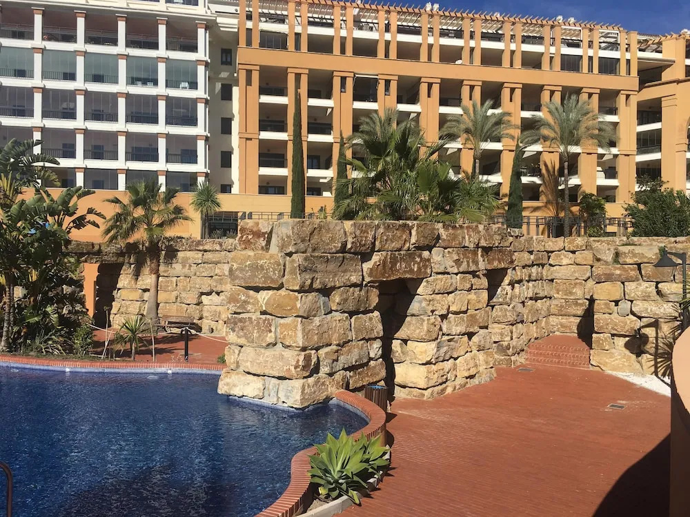 Lujoso Apartamento SAN Pedro DE Alcantara Marbella
