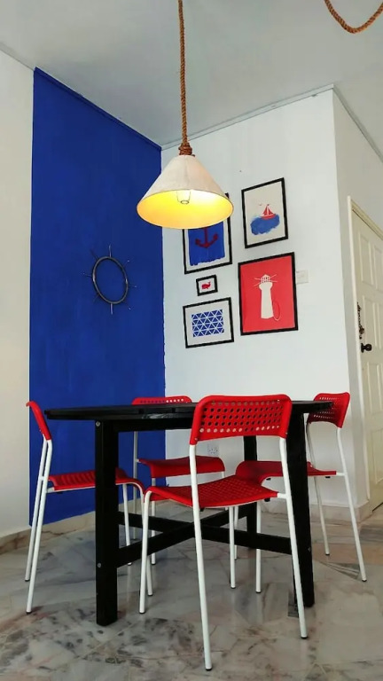 Themed Apartments @ Straits View Villas