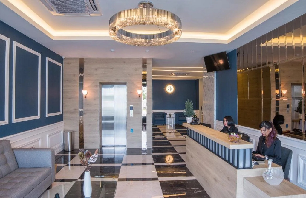 Redpine Boutique Hotel