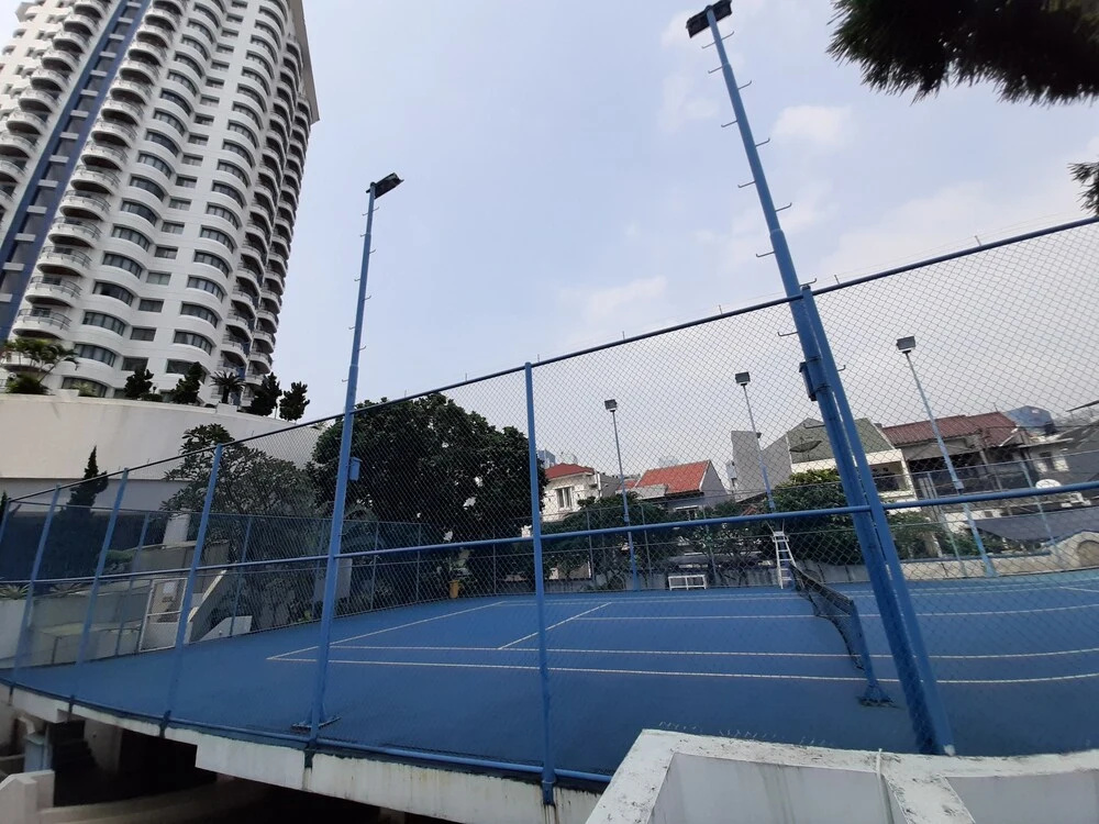 Spacious 2BR Park Royale Apartment