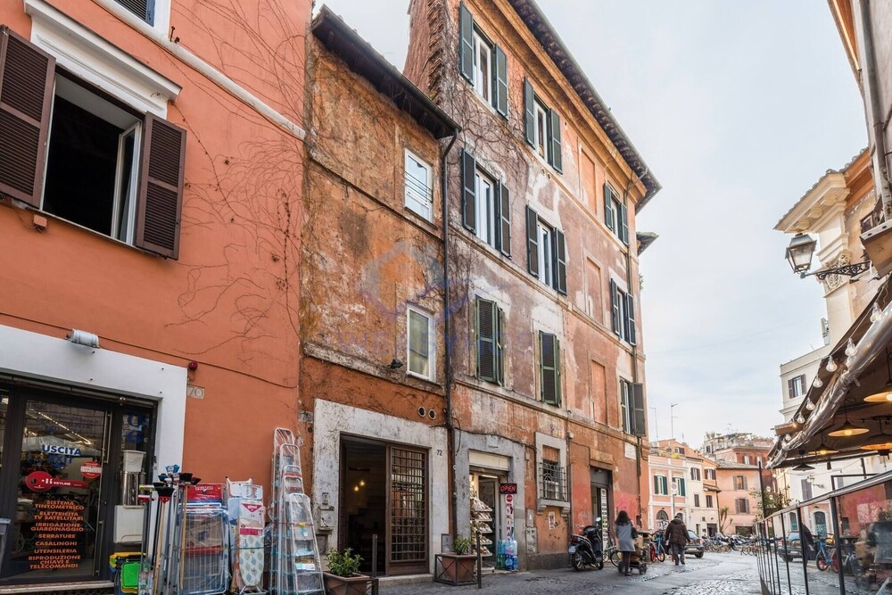 Cozy Entire Apt Close To Piazza Trilussa