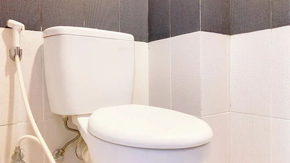 Homey And Nice Studio Cinere Bellevue Suites Apartment