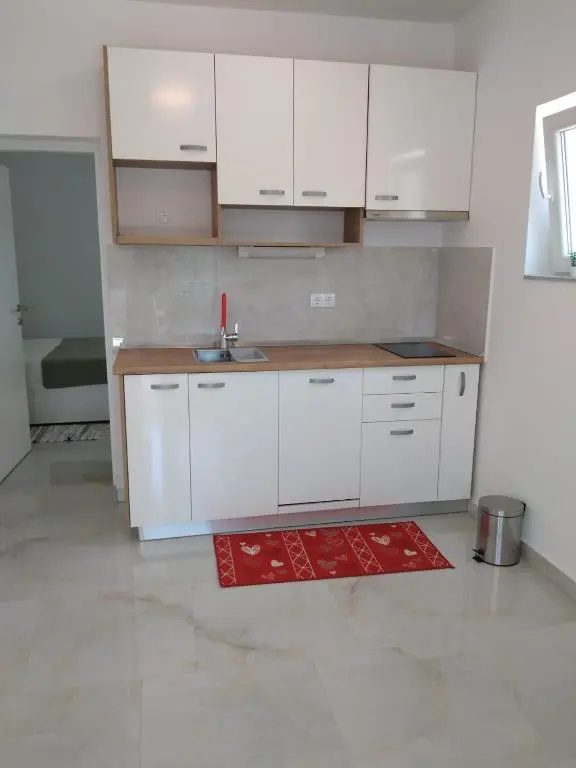 Apartment with Terrace and Garden