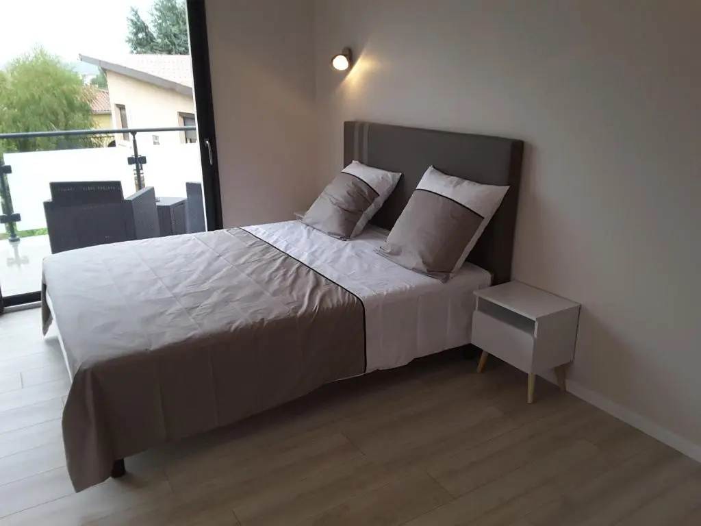 Villavi Lyon Est Chambres dHôtes