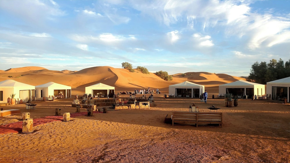 Ksar merzouga luxury camp