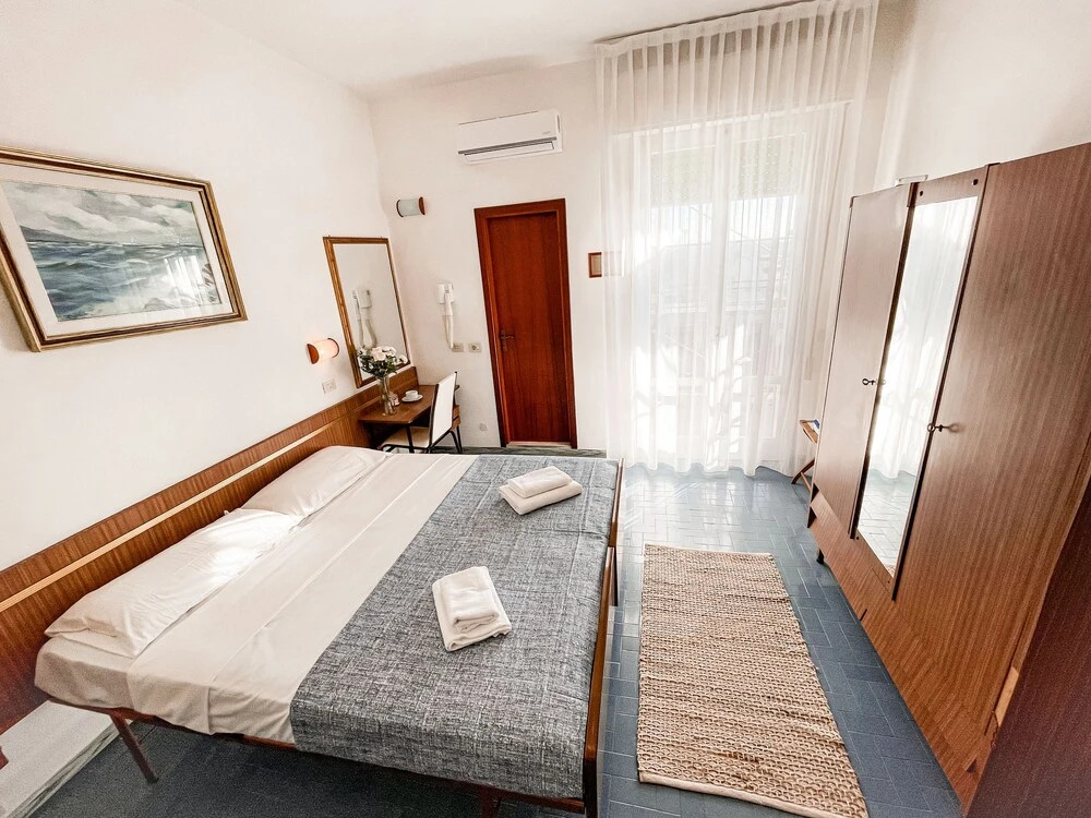 Hotel Sara - 3 Guests Room - n 1