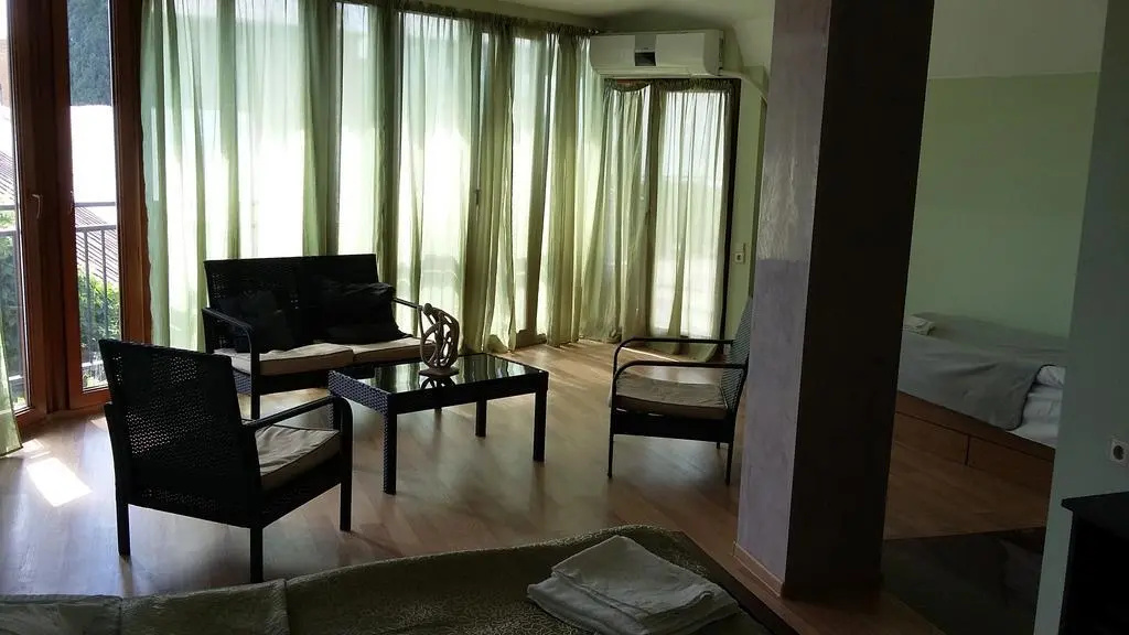 Duplex Opera