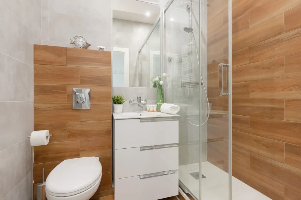 Studio Świętokrzyska Warsaw by Renters