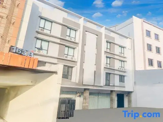 Hotel O J&B Smart Jatinegara
