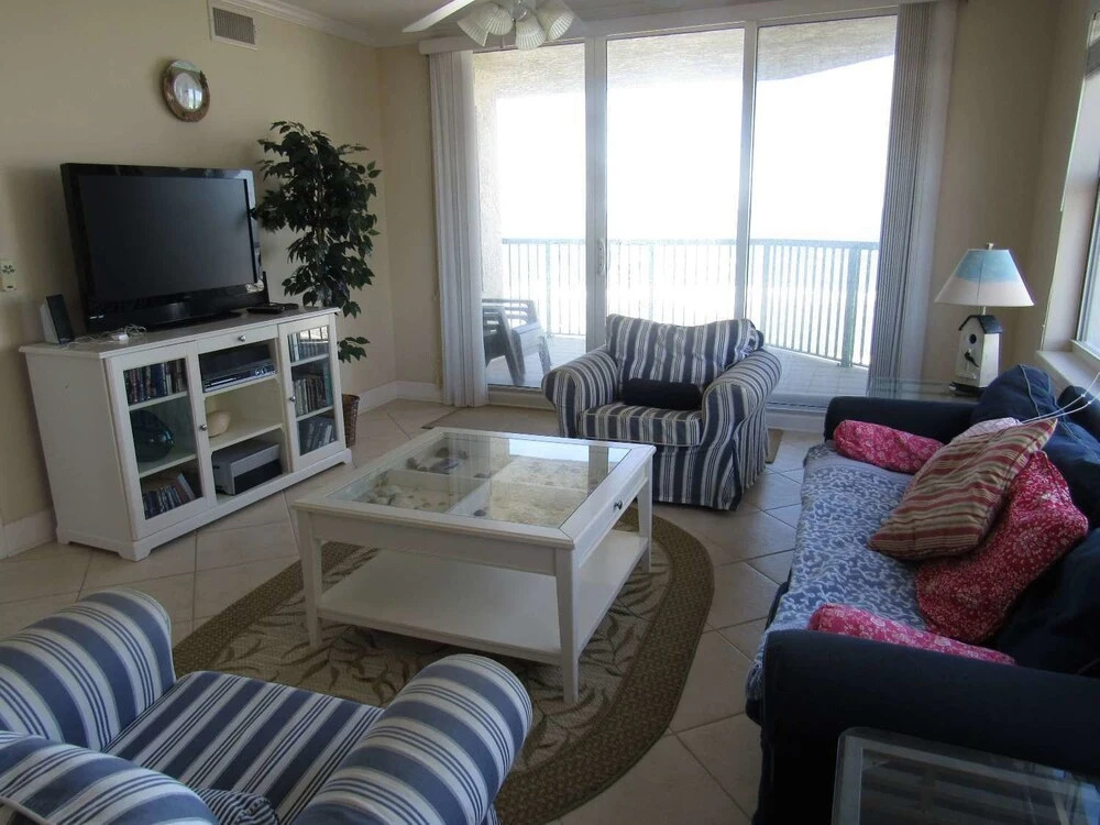 408  Twin Towers - 3 BR 3 BA - Oceanfront Condo