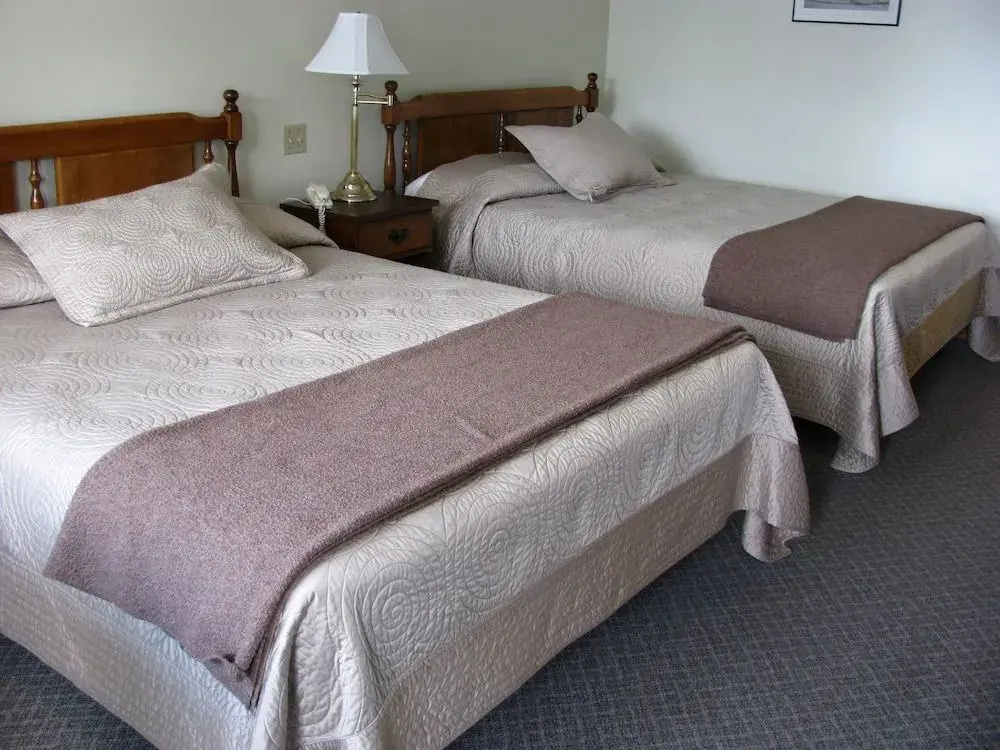 Homeport Motel