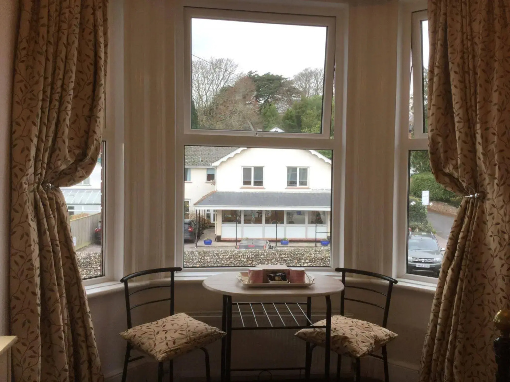 The Groveside Guest House