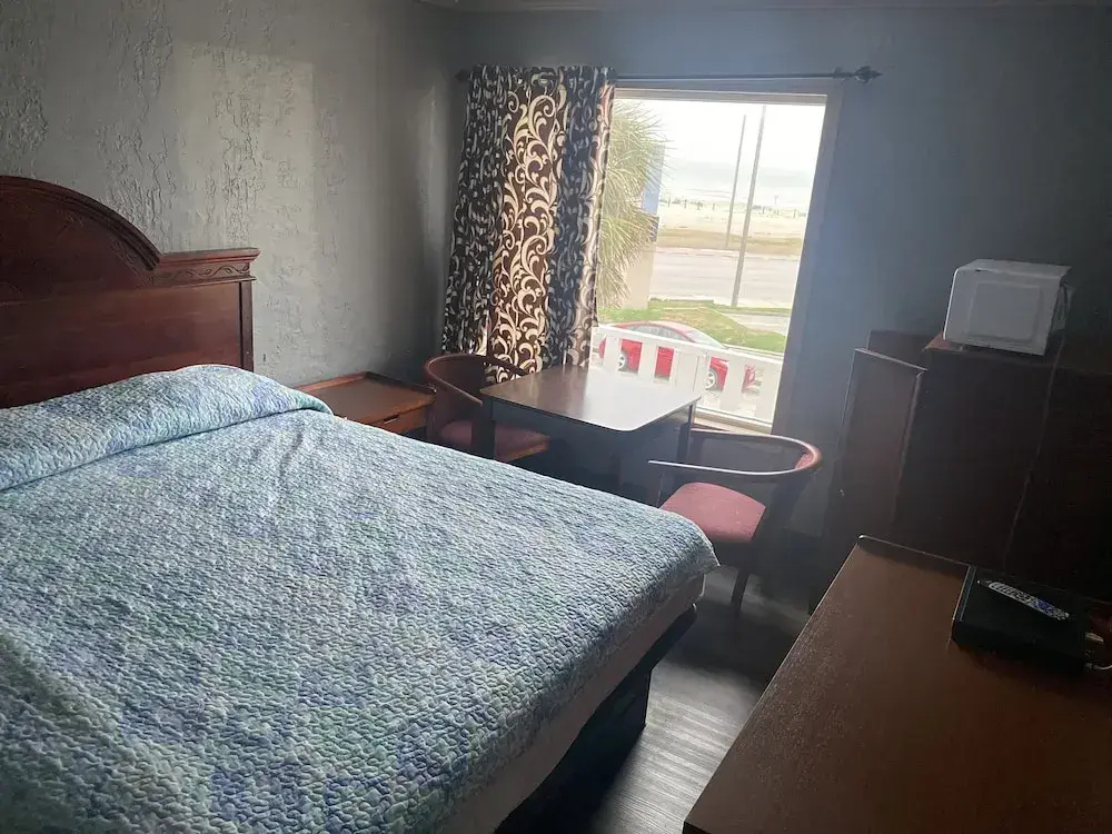 Surf Motel and Apartments