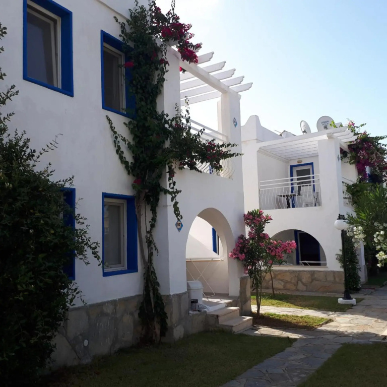 Paradise Apart Hotel