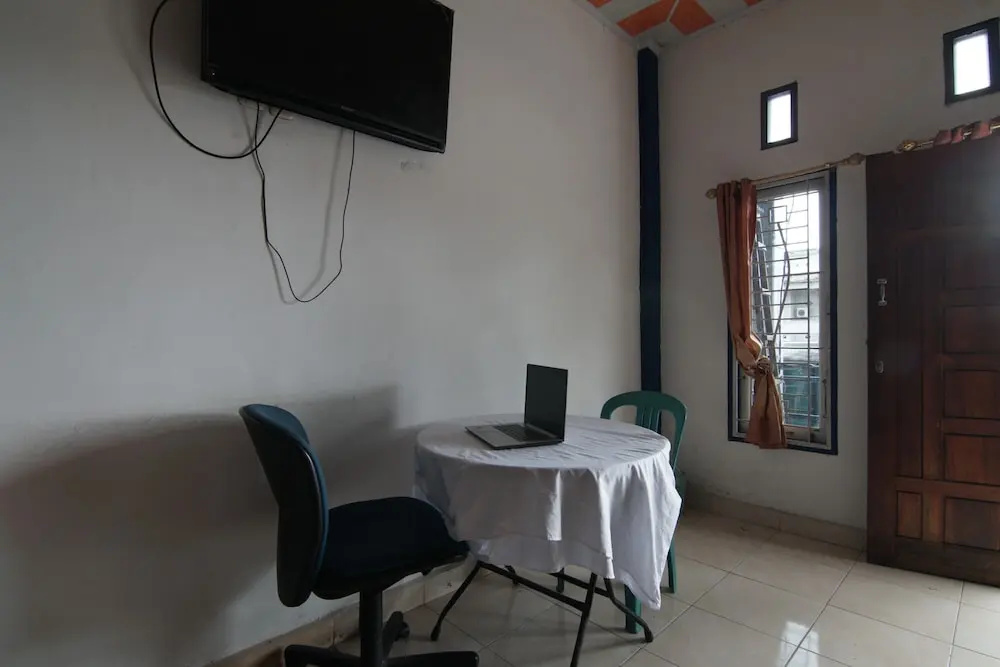 Hotel O Lona Guest House SyariahNearScience Park Universitas Riau