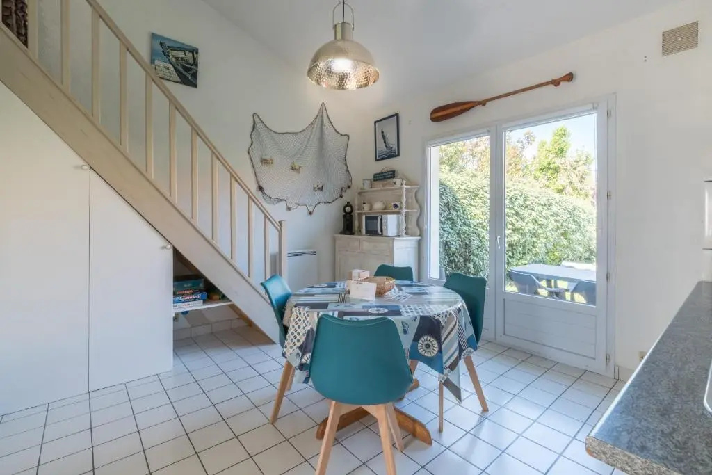 Maisonnette dans résidence calme - 200 m de la mer