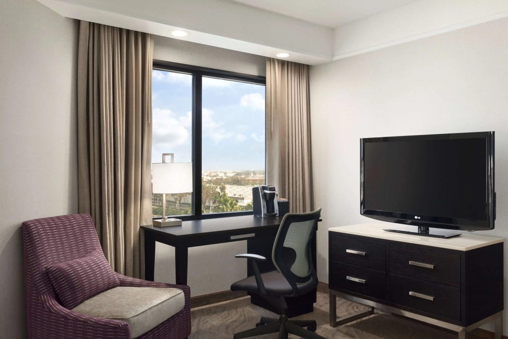 Embassy Suites by Hilton Irvine Orange County Airport