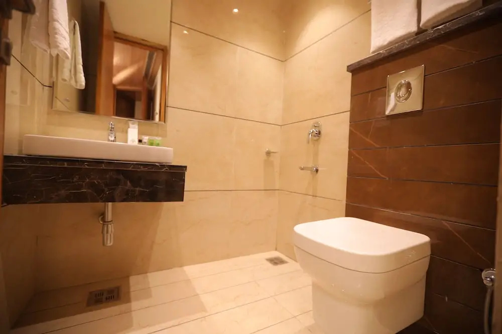 TreeHouse London Street Amritsar