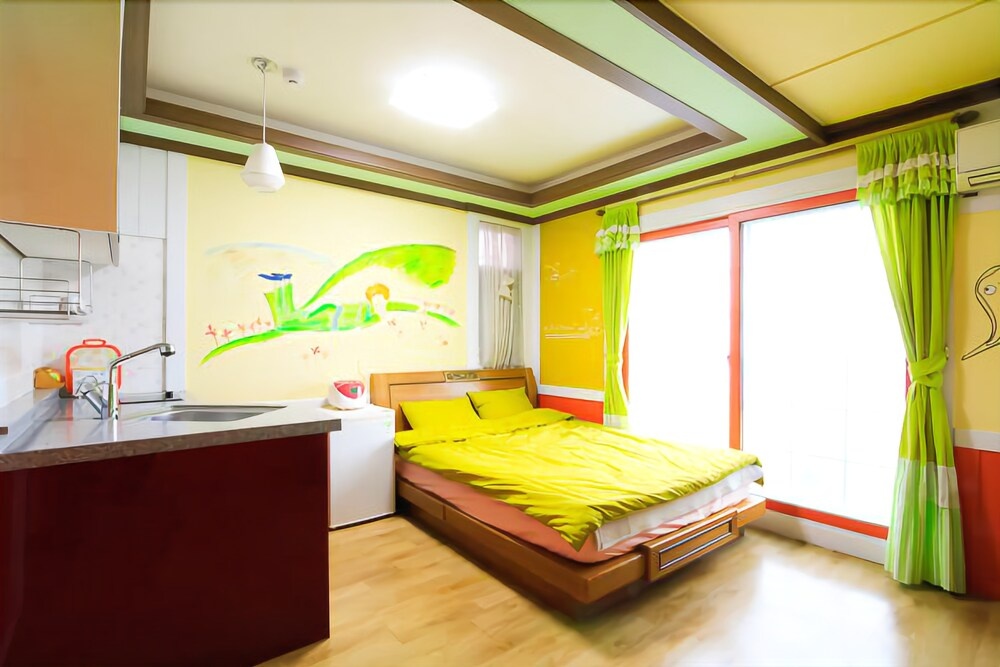 Gyeongju Adria Pension