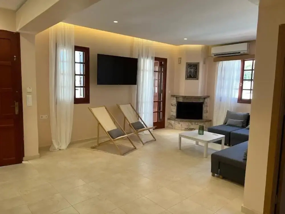 Amaryllis Beach House