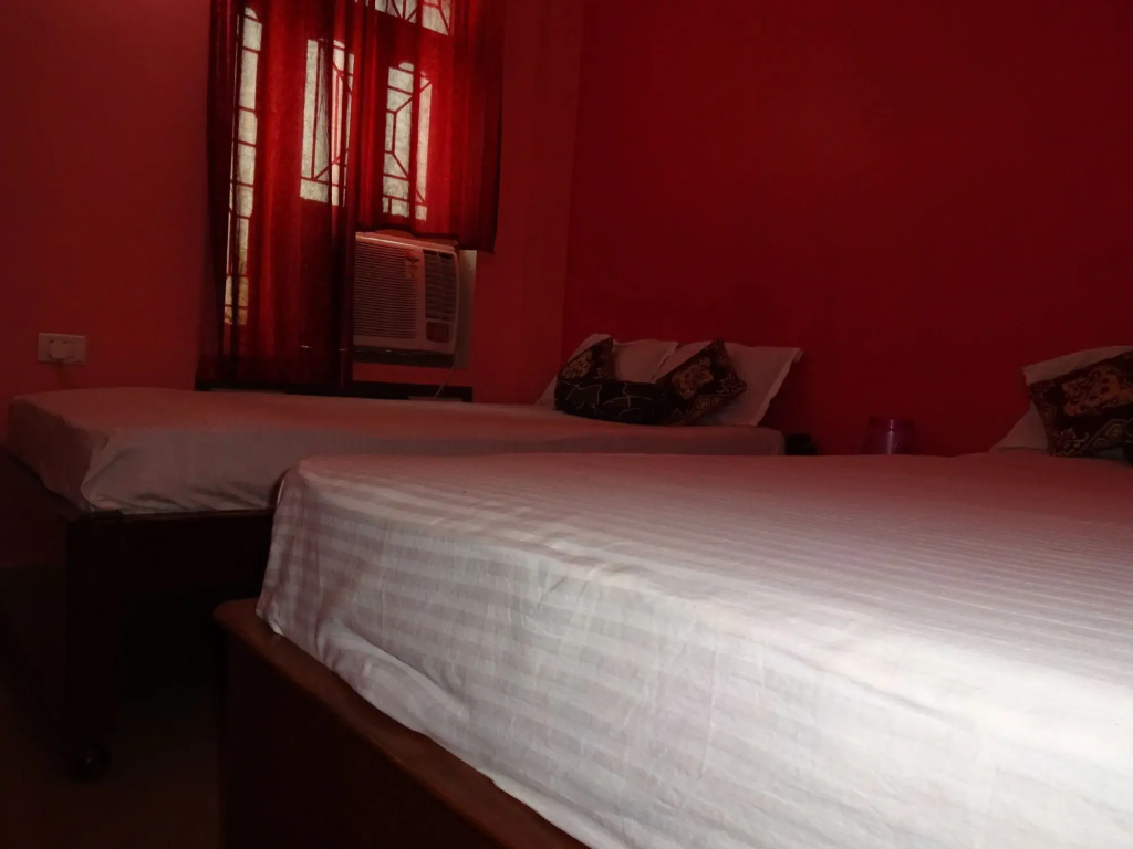Hotel Viraat Inn