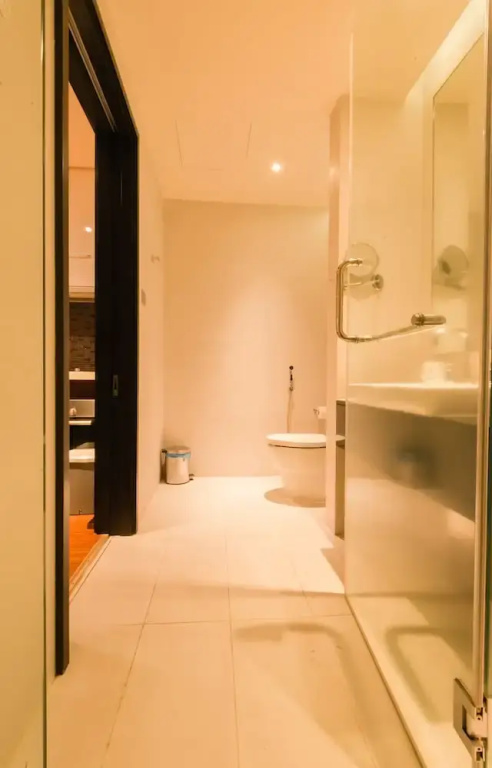 The Costa Serviced Apartment By Seaholiday