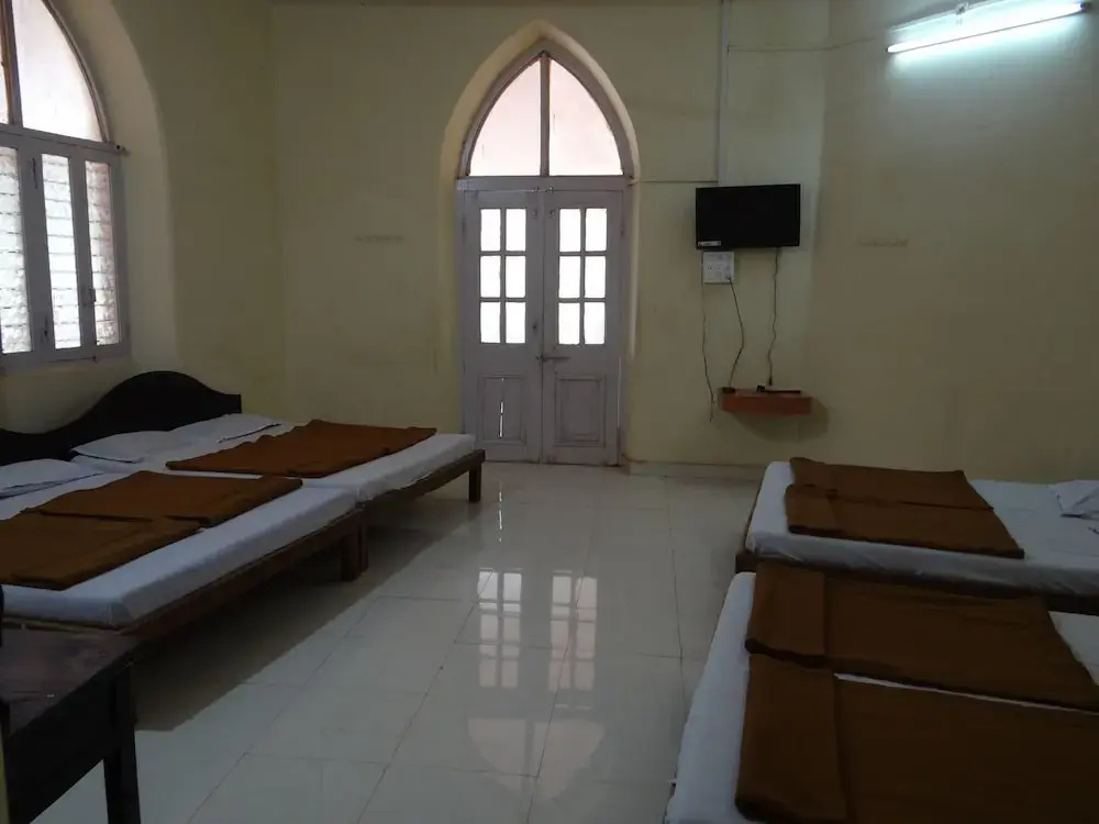 Hotel Ashok