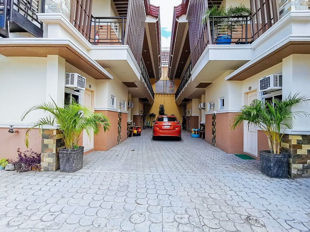 Hocsabi Pension by RedDoorz