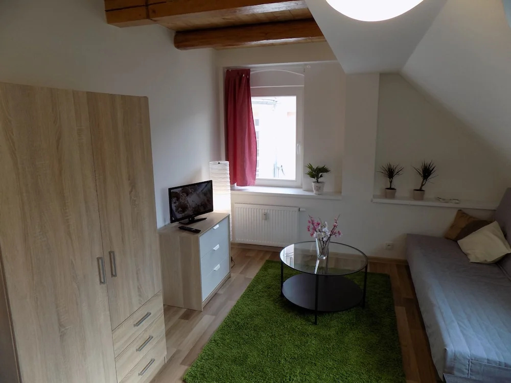 Karlsbad Apartments