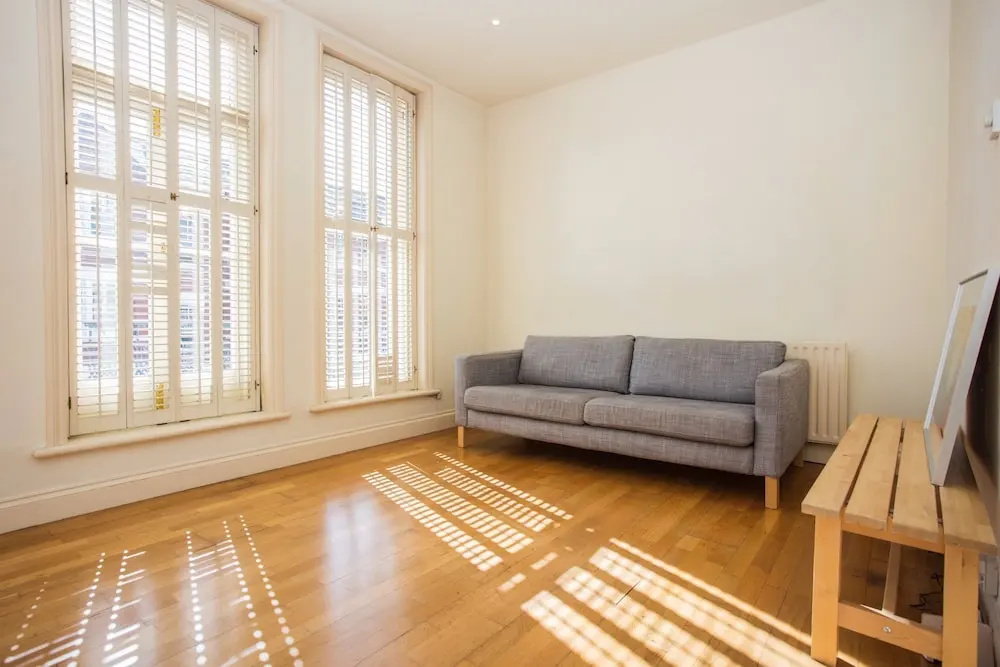 1 Bedroom Apartment in West London