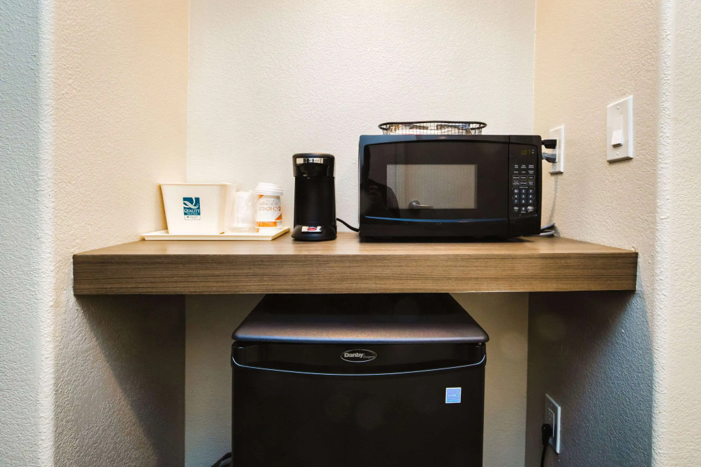 Quality Suites Houston Hobby Airport