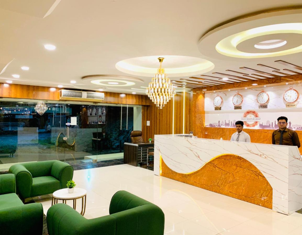Hotel oak by Maxx Group