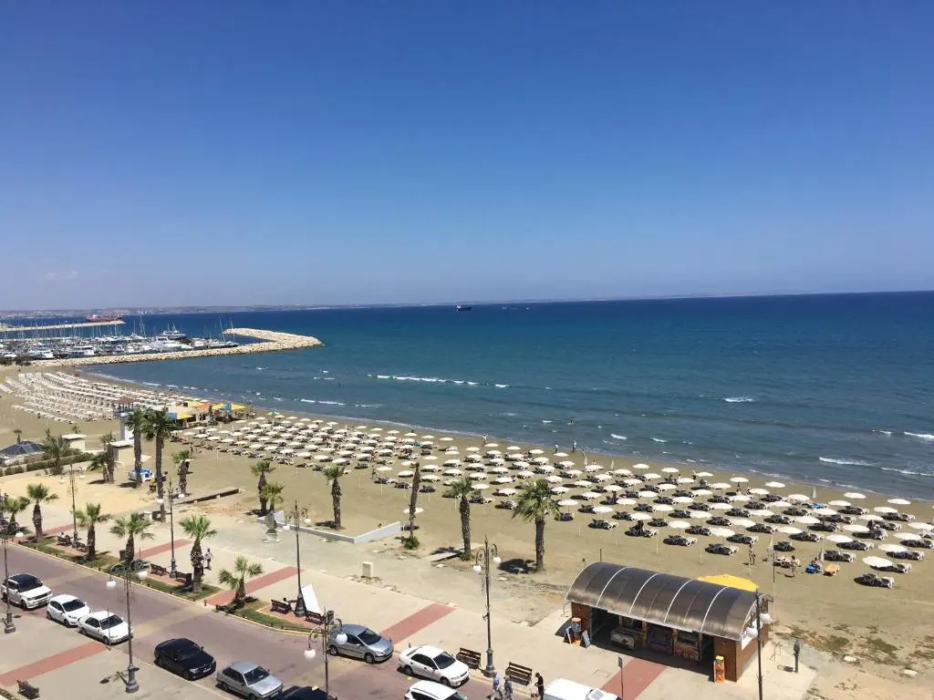 Alex Beach Apartment 51