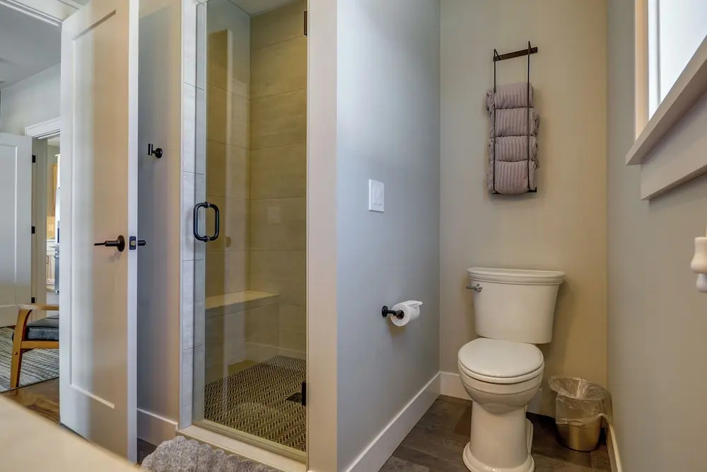 Stylish Montana Vacation Rental w/ Private Hot Tub