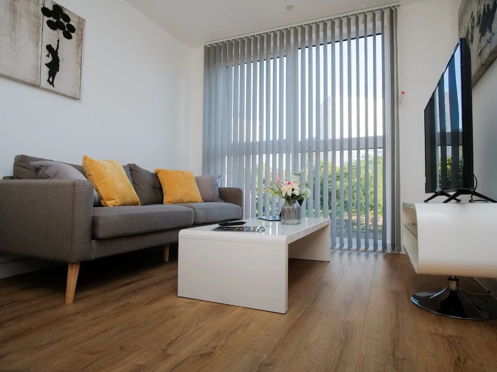 Onyx Luxury Stylish City Apartments