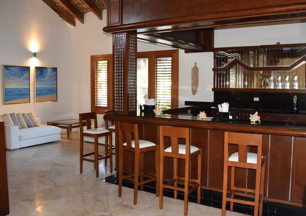 Sunset Residences & Resort