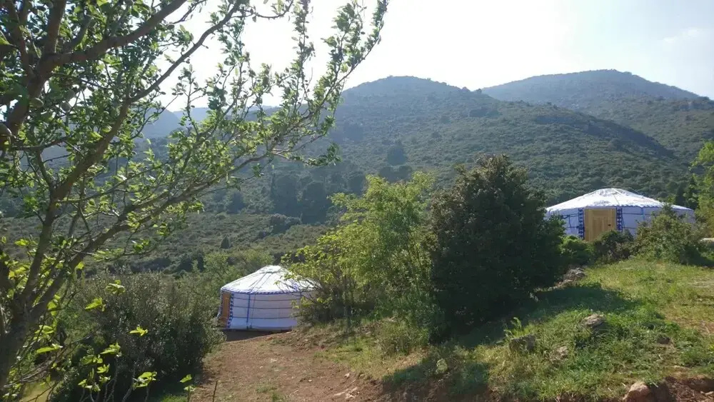 Yourte Mongole Insolite - Gîte Saint Roch