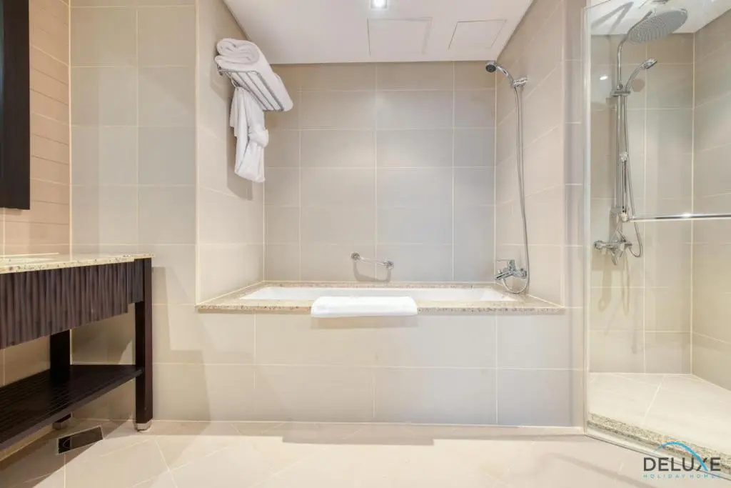 Elegant 2BR in Royal Amwaj Residences North Palm Jumeirah by Deluxe Holiday Homes