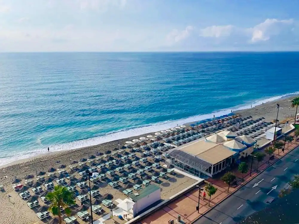 3BR Fuengirola Promenade - First Line Beach Apartment With Panoramic Sea Views