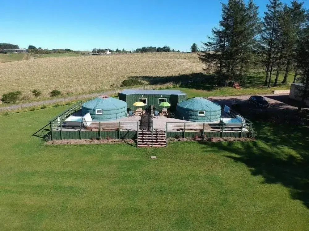 Orange Yurt With Hot Tub- Sleeps 3, Parking & Pets