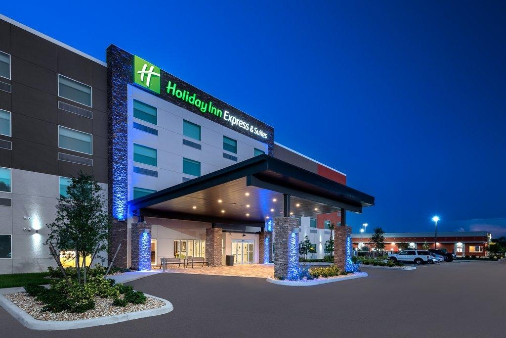 Holiday Inn Express & Suites - Punta Gorda by IHG